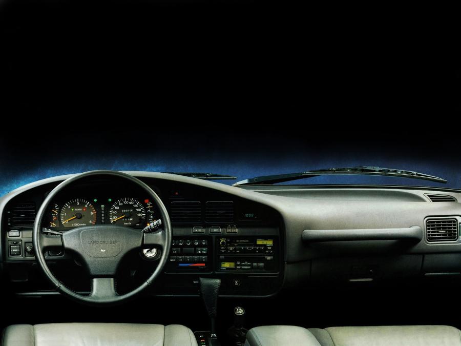  Toyota Land Cruiser 80 1989 года  (фото 17 из 29)